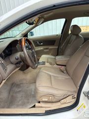 2006 Cadillac CTS Standard - Interior Front Seat Image